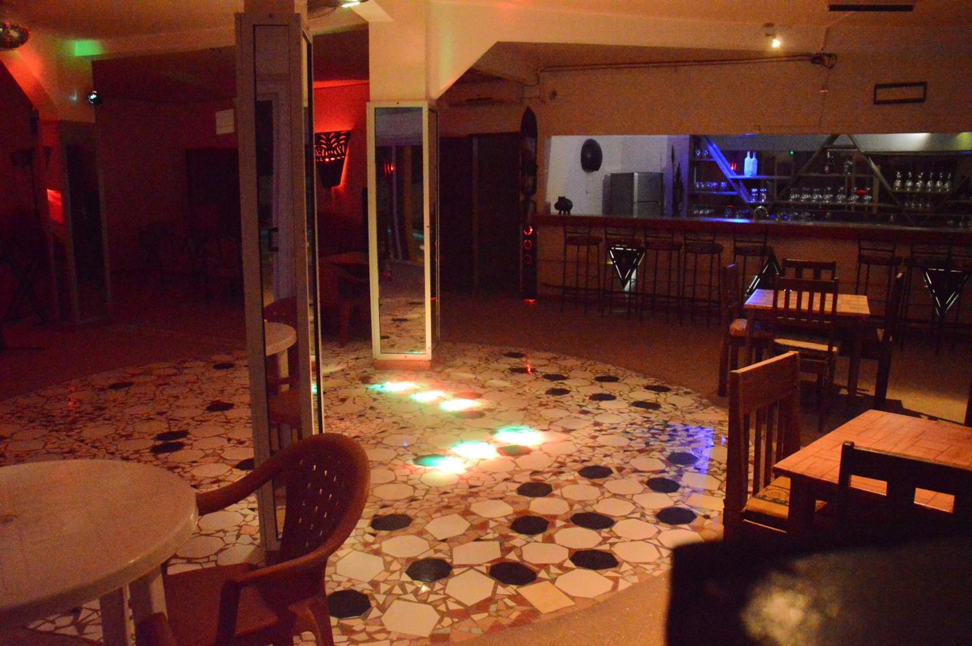 Hotel Takana Ngaparou Extérieur photo