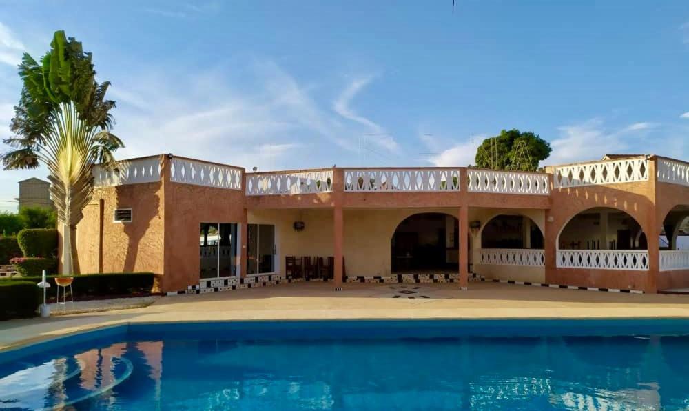 Hotel Takana Ngaparou Extérieur photo