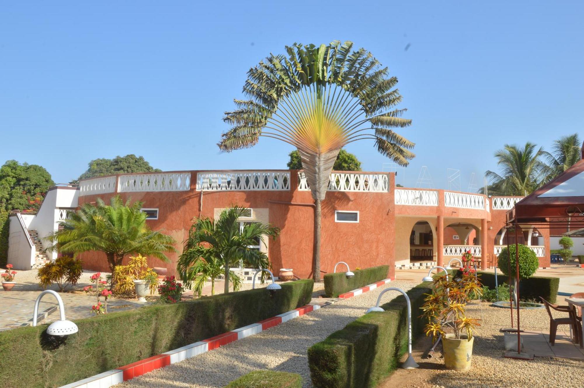 Hotel Takana Ngaparou Extérieur photo