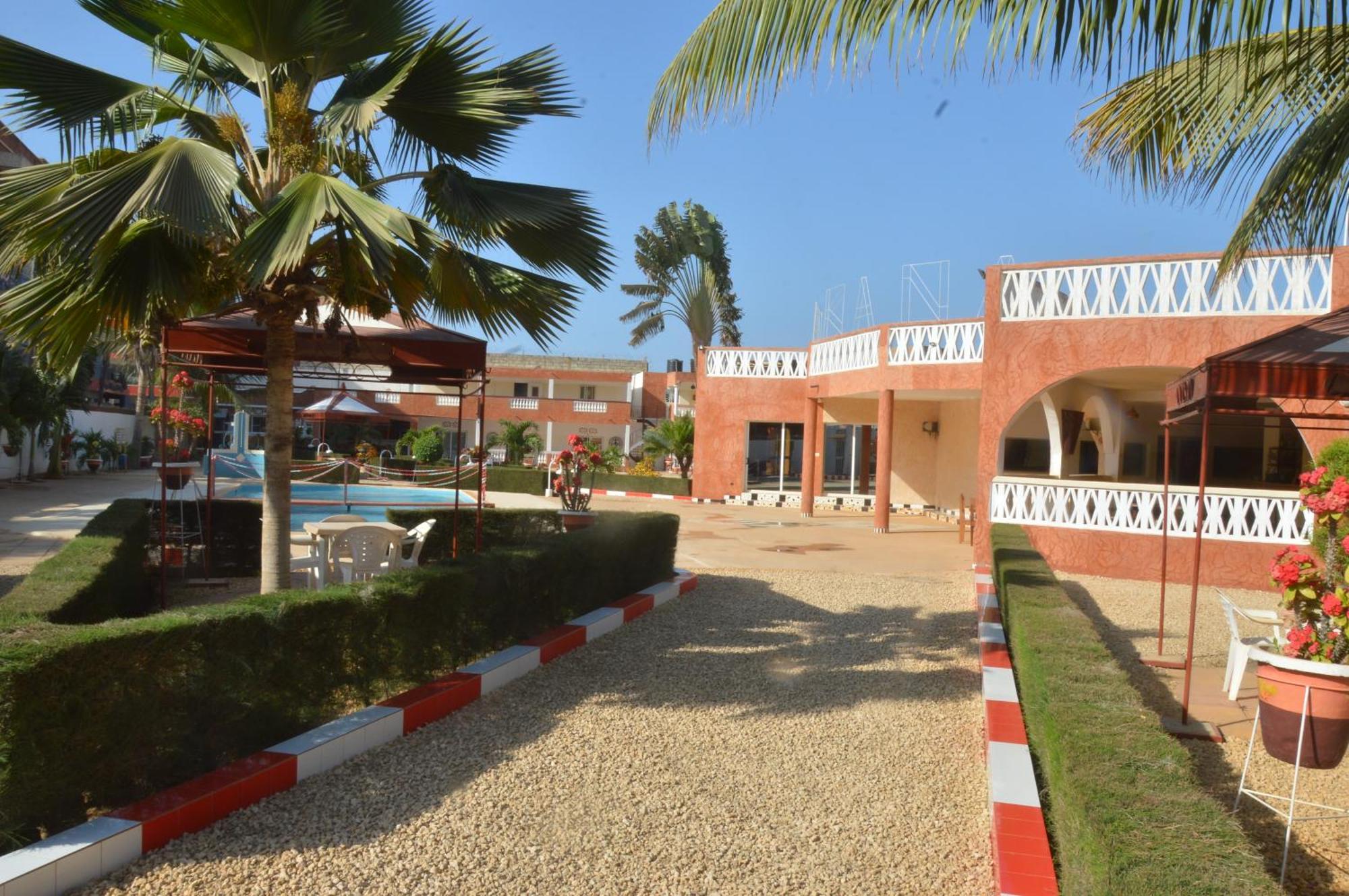 Hotel Takana Ngaparou Extérieur photo