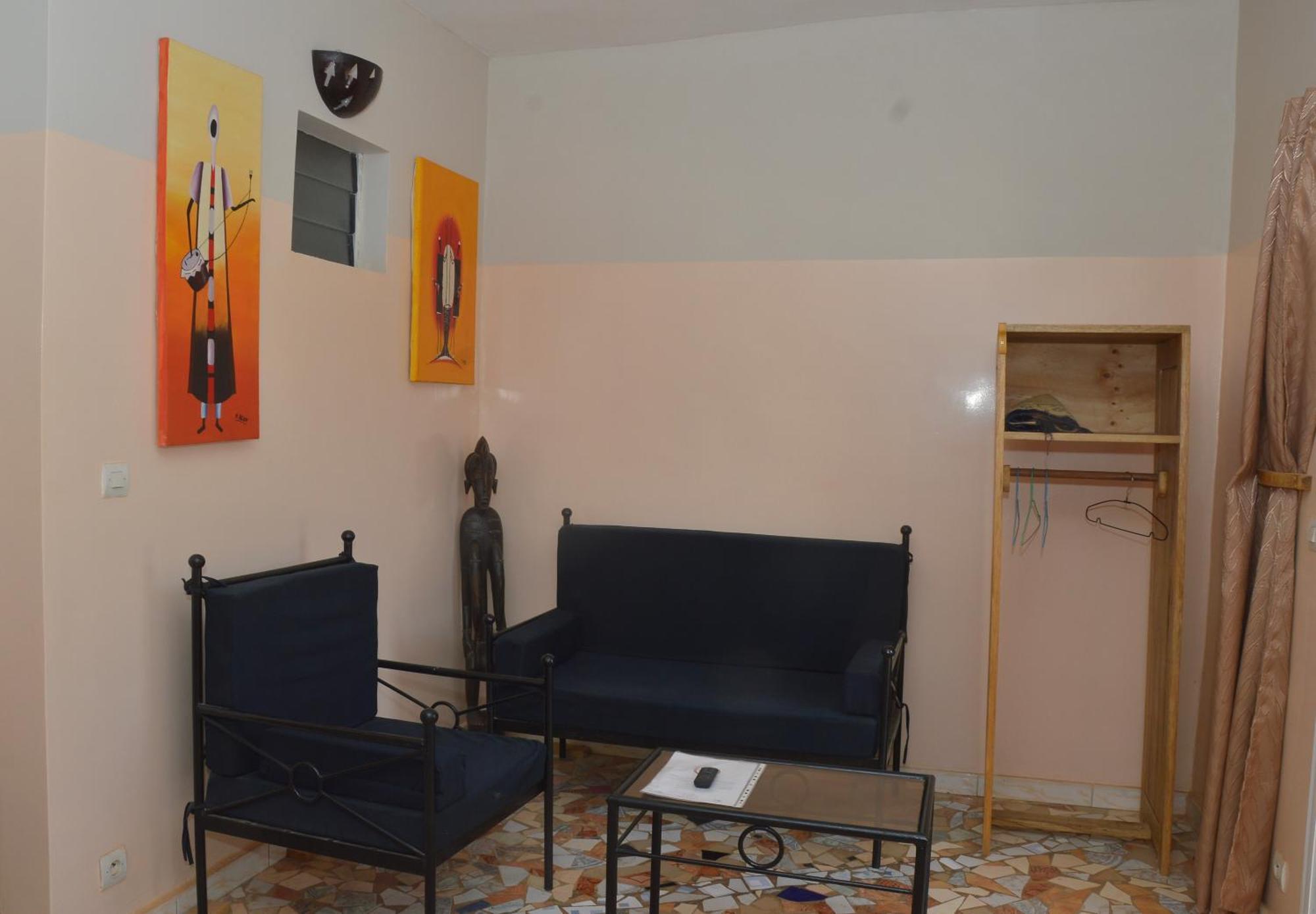 Hotel Takana Ngaparou Extérieur photo